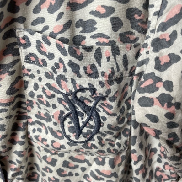 Victoria's Secret Snow Leopard Pajama Set Size Medium - Picture 8 of 9